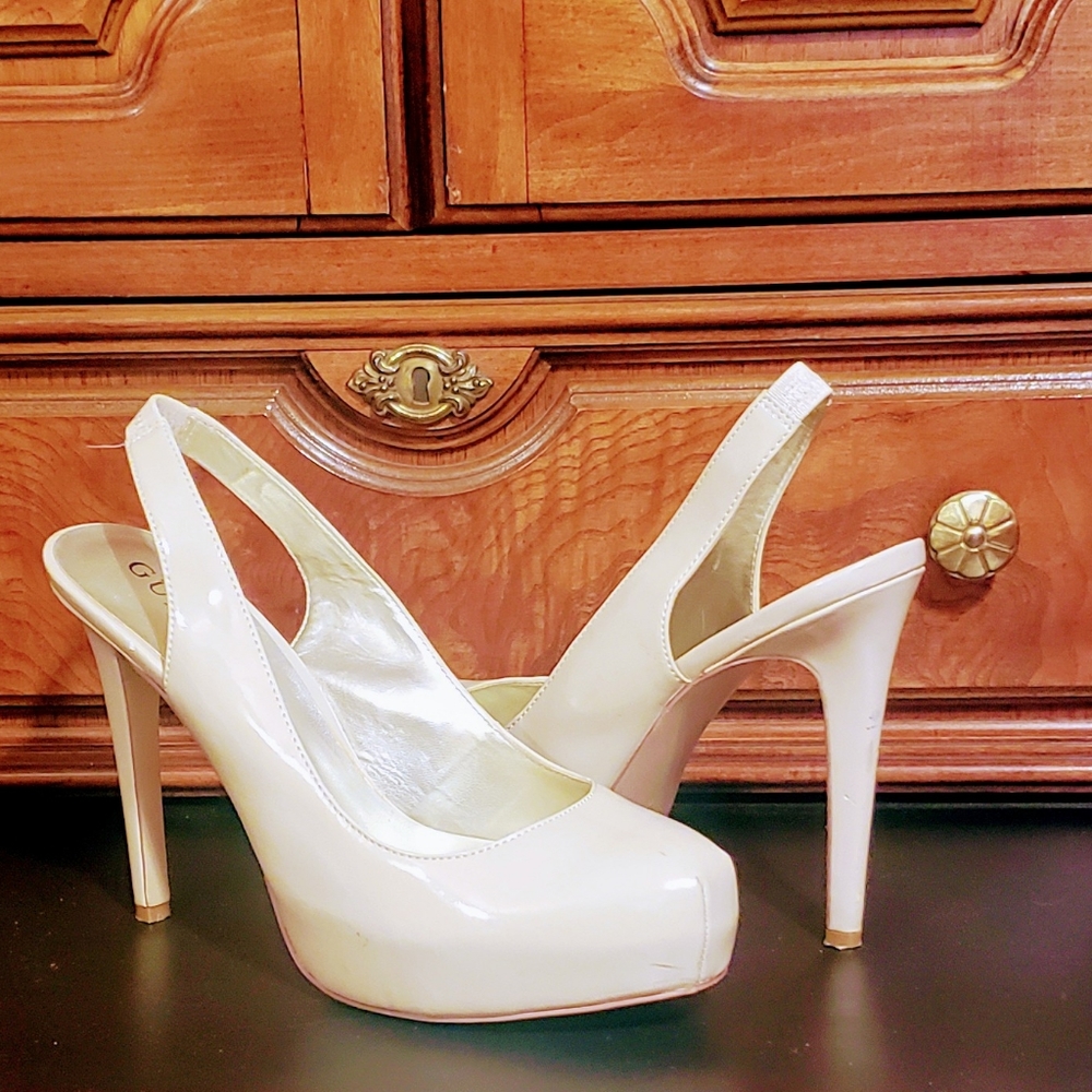 COPY - Shoe by Guess